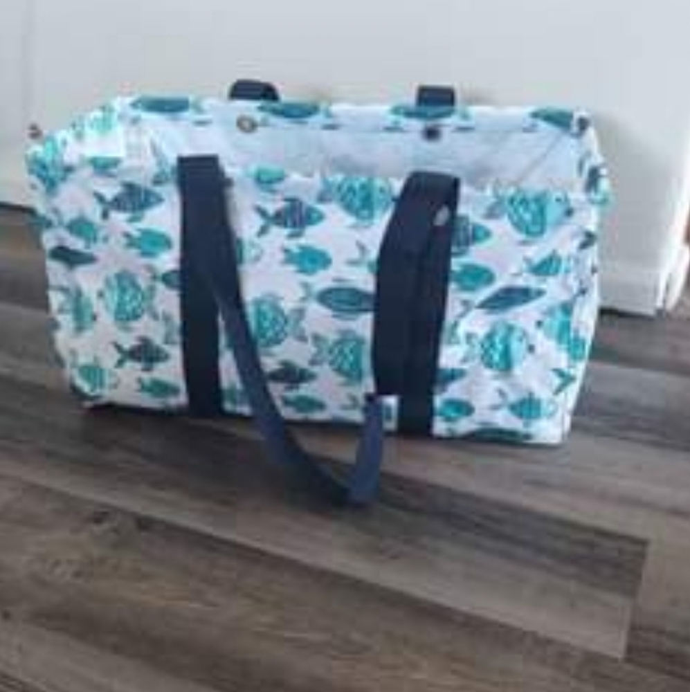 Large utility tote